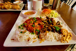 Ph Phng Hng Vietnamese Restaurant