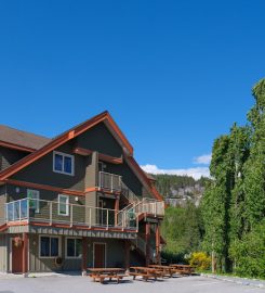 Squamish Adventure Inn  Hostel