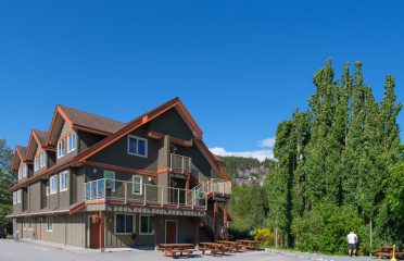 Squamish Adventure Inn  Hostel