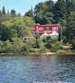 Auberge Lac Du Pin Rouge