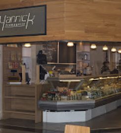 Yannick Fromagerie DollarddesOrmeaux