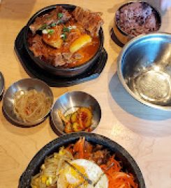 Moms Kitchen Korean Cuisine
