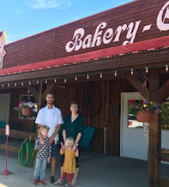 Grannys Fruit Stand Bakery Cafe