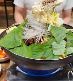 Mapo Gamjatang  Korean Restaurant NorthYork  Pork Bone Soup