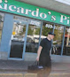 Ricardos Pizza