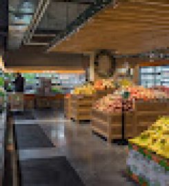 Kootenay Coop Grocery Store