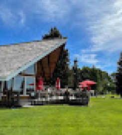 Restaurant  Patio at Lakewood Golf Resort