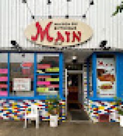 MAIN DELI