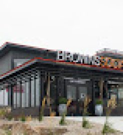 Browns Socialhouse Lethbridge South