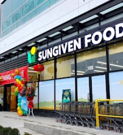 Sungiven Foods South Surrey Store