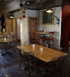 Le Coureur des Bois  Microbrasserie Bistrobar